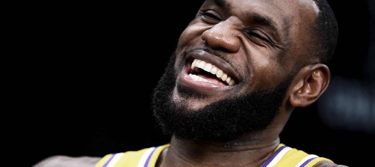 NBA: LeBron reage a meme tirando sarro de Durant após derrota do Nets