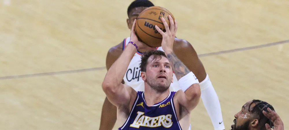 O que muda no Lakers na primeira viagem da temporada