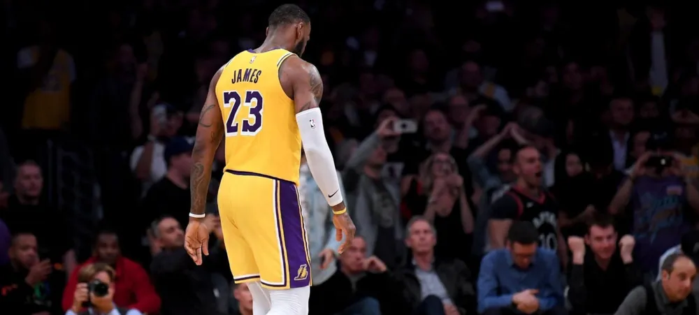 Lakers perde para o Spurs na prorrogação