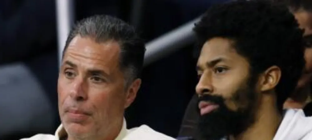 Lakers acerta contrato com o armador Spencer Dinwiddie