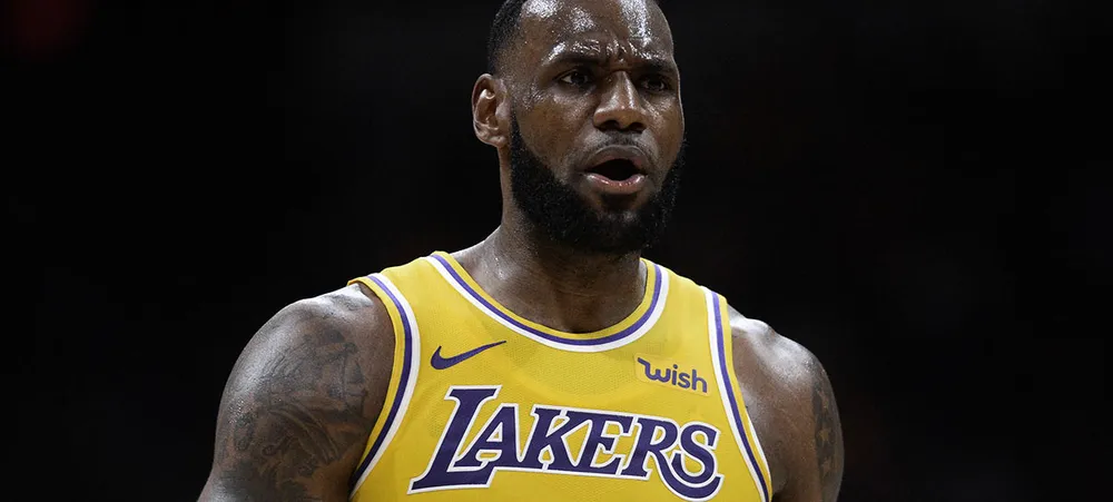 NBA: Analista pede proibição de Twitter após ataques dirigidos a LeBron James