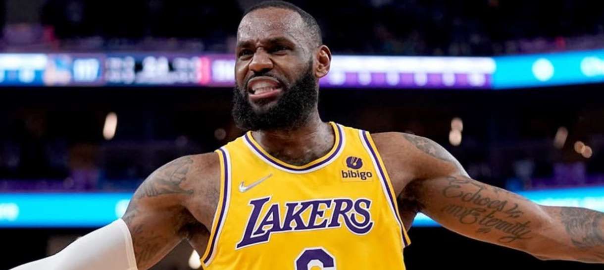 LeBron James critica duramente a NBA por decisão sobre Robert Sarver