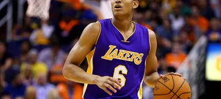 Jordan Clarkson já está de volta aos treinos
