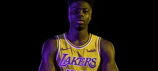 Lakers faz novo contrato com Kostas Antetokounmpo