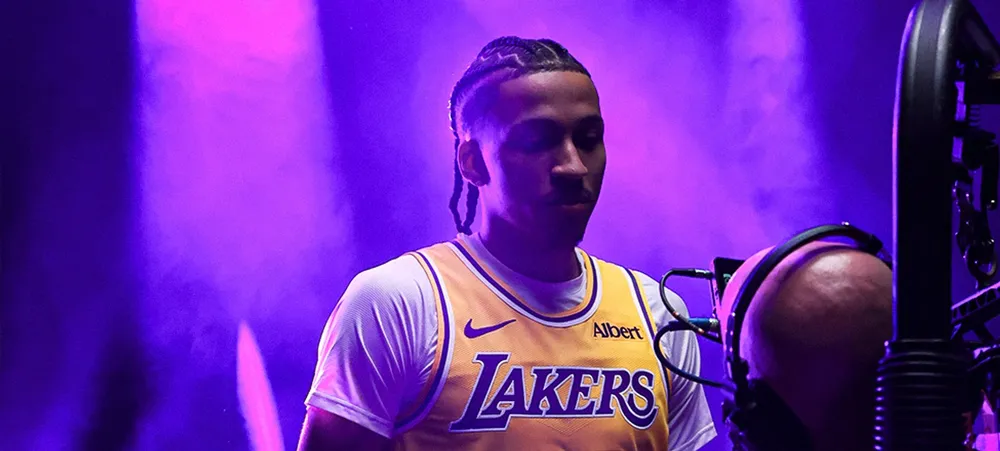 O calouro do Lakers que os GMs chamaram de pechincha