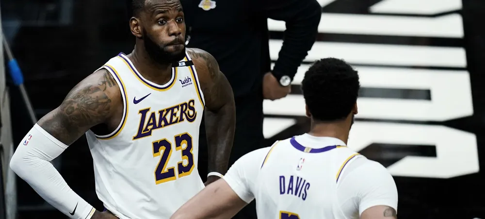 NBA: LeBron reage a má atuação de Davis na estreia do Lakers nos playoffs