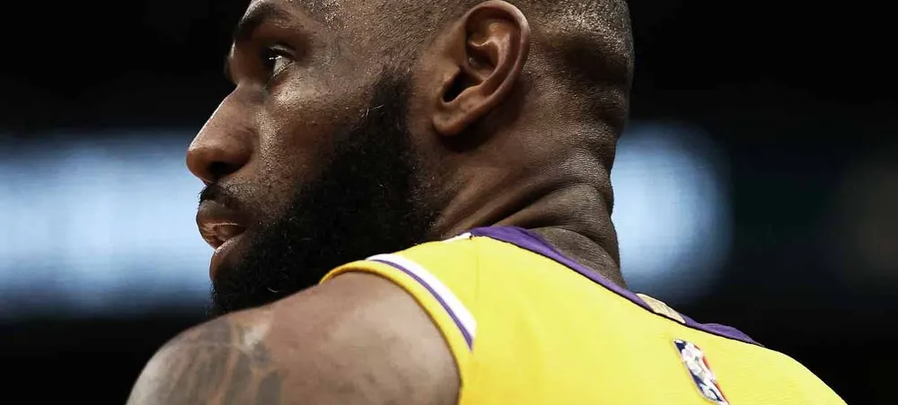 NBA: LeBron James não vai a lugar nenhum