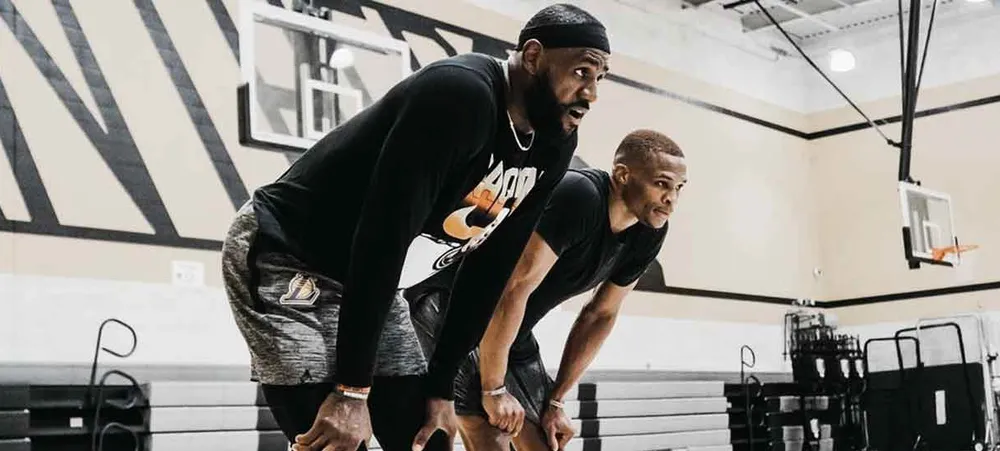 NBA: LeBron James divulga fotos treinando com Russell Westbrook