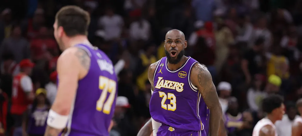Luka Doncic e LeBron James decidem, e Lakers vence Houston novamente