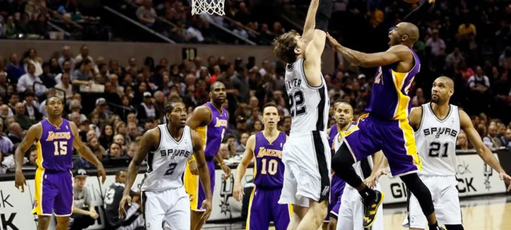 Lakers recebe Spurs em ínicio de duras batalhas