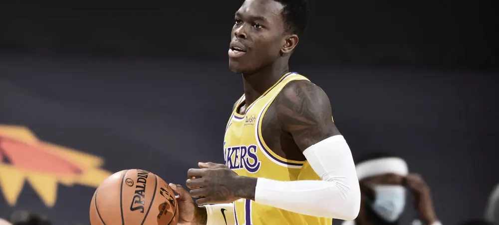 Lakers: Dennis Schröder sofre leve entorse de tornozelo