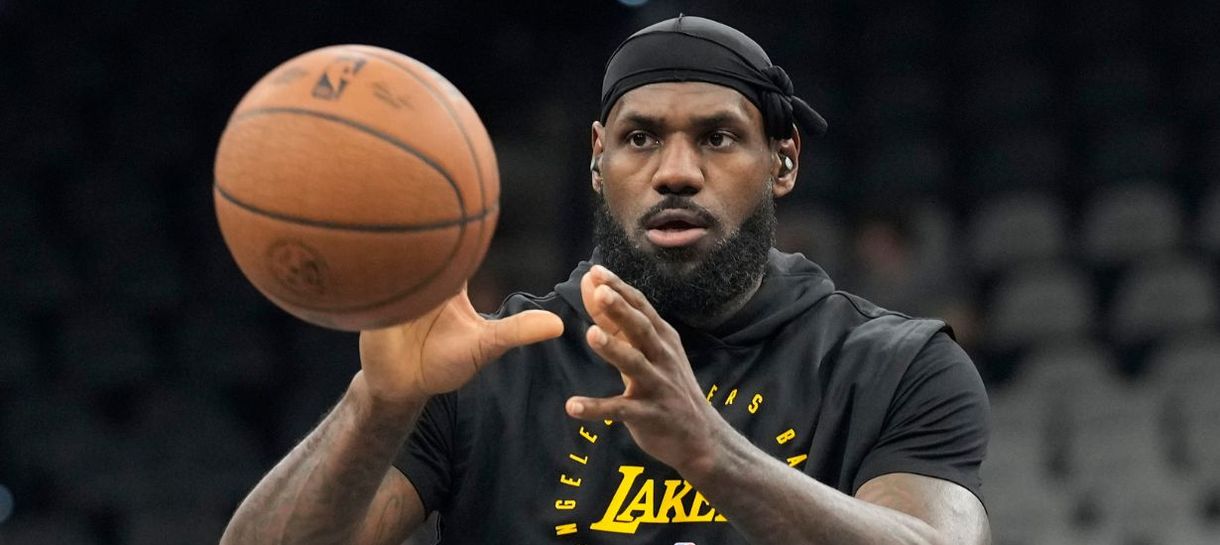 LeBron James critica cobertura da NBA e anuncia pausa nas redes sociais