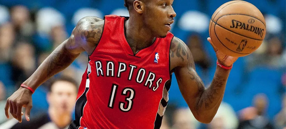 Lakers assina com armador da D-League