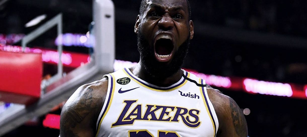 NBA: LeBron James vai trocar número da camisa para a próxima temporada