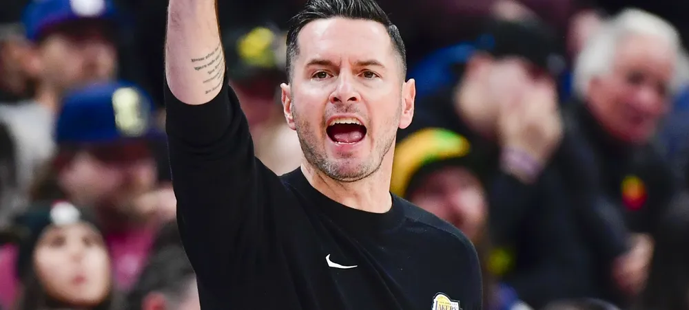 Redick perde a cabeça, entra em quadra e reage furioso com jogadores do Lakers