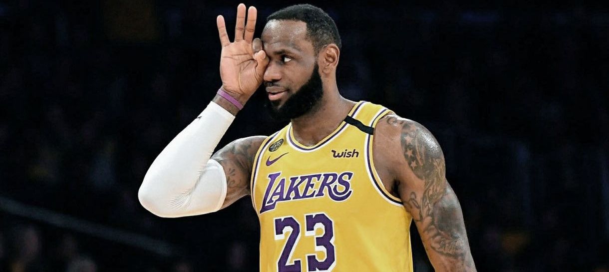 NBA: LeBron James vibra com estatísticas que envolvem o Spurs
