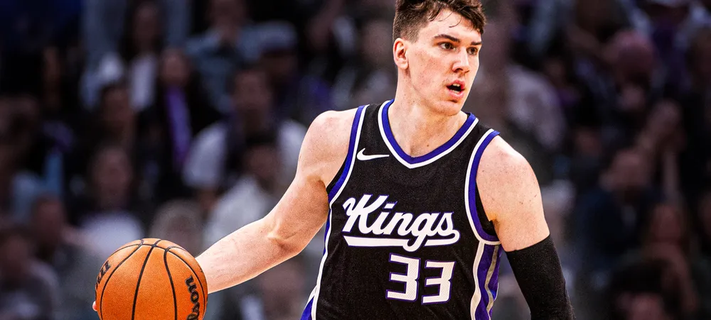 Lakers fecha contratação de Jake LaRavia por dois anos