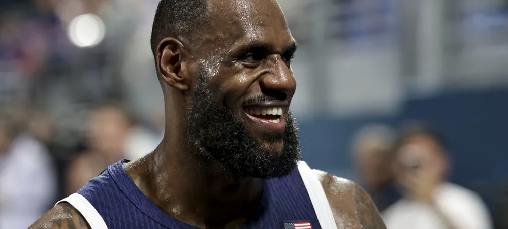 LeBron James curte a vida adoidado na Olimpíada de Paris