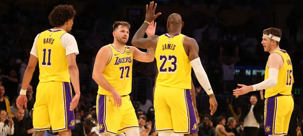Este deve ser o quinteto titular do Lakers para a próxima temporada!
