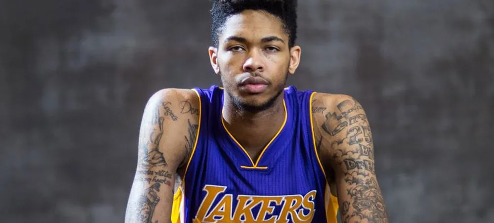 Brandon Ingram assina contrato com o Lakers