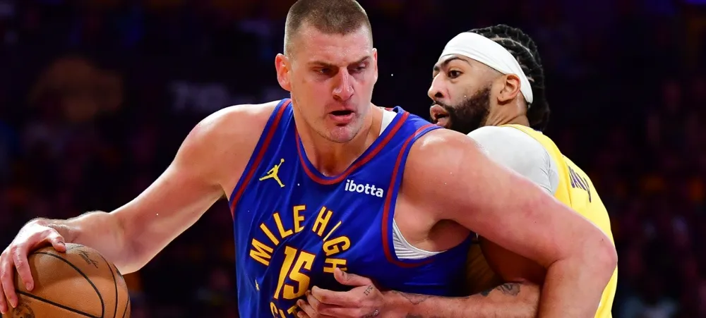 Lakers foi seu pior inimigo em mais uma derrota para o Nuggets e está próximo da eliminação