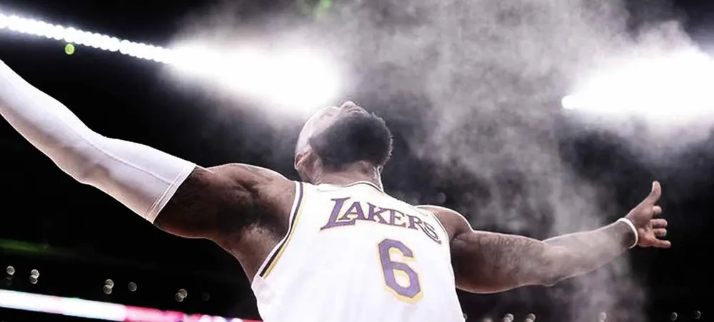 NBA: Confira a cesta que deu a LeBron James o título de segundo maior pontuador da história da NBA