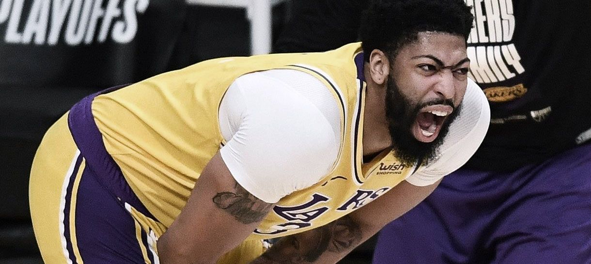 NBA: Anthony Davis rebate críticas de analistas sobre suas lesões