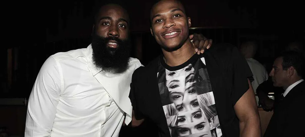 NBA: Westbrook presenteia James Harden com relógio incrível pelo seu aniversário