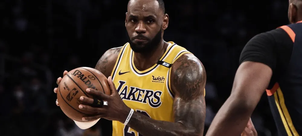 NBA se posiciona oficialmente por não ter suspendido LeBron James