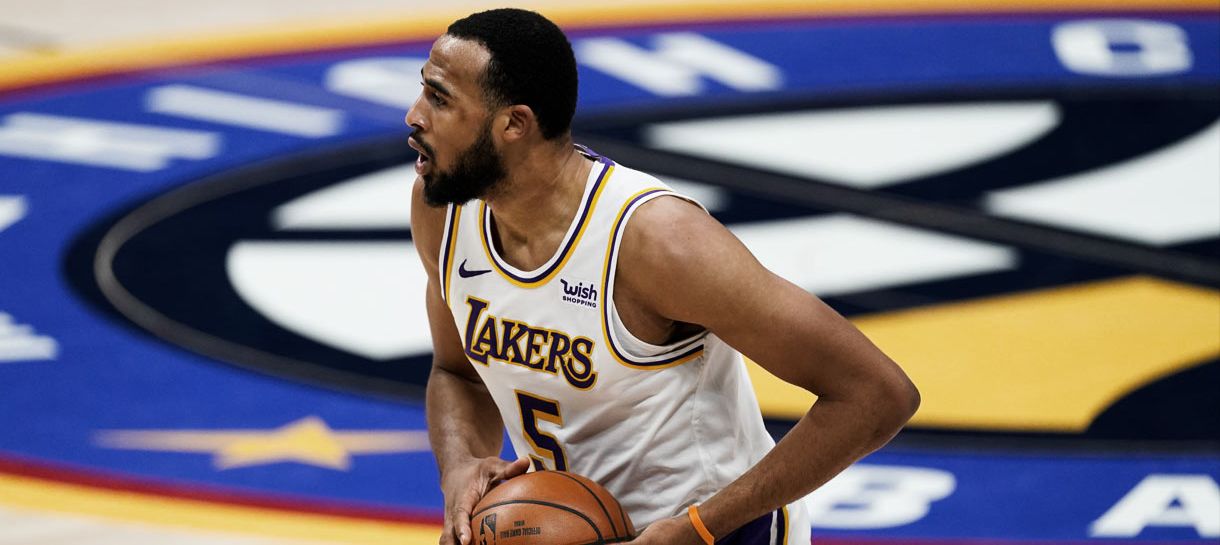 O Lakers pensou em Anthony Davis ao manter Horton-Tucker no elenco