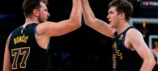 Doncic e Reaves combinam para 62 pontos em vitória do Lakers sobre Wolves