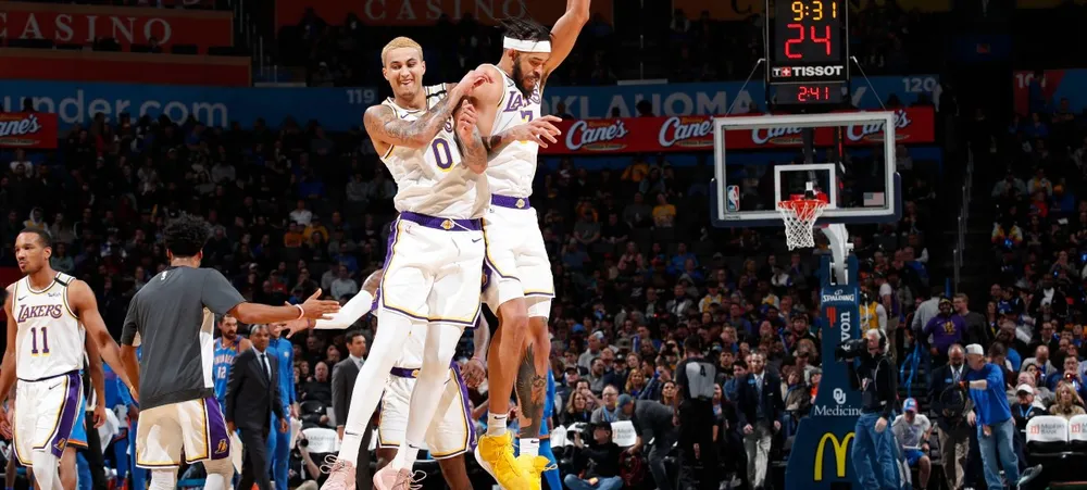 Sem LeBron e AD? Sem problemas! Lakers vence Thunder em OKC