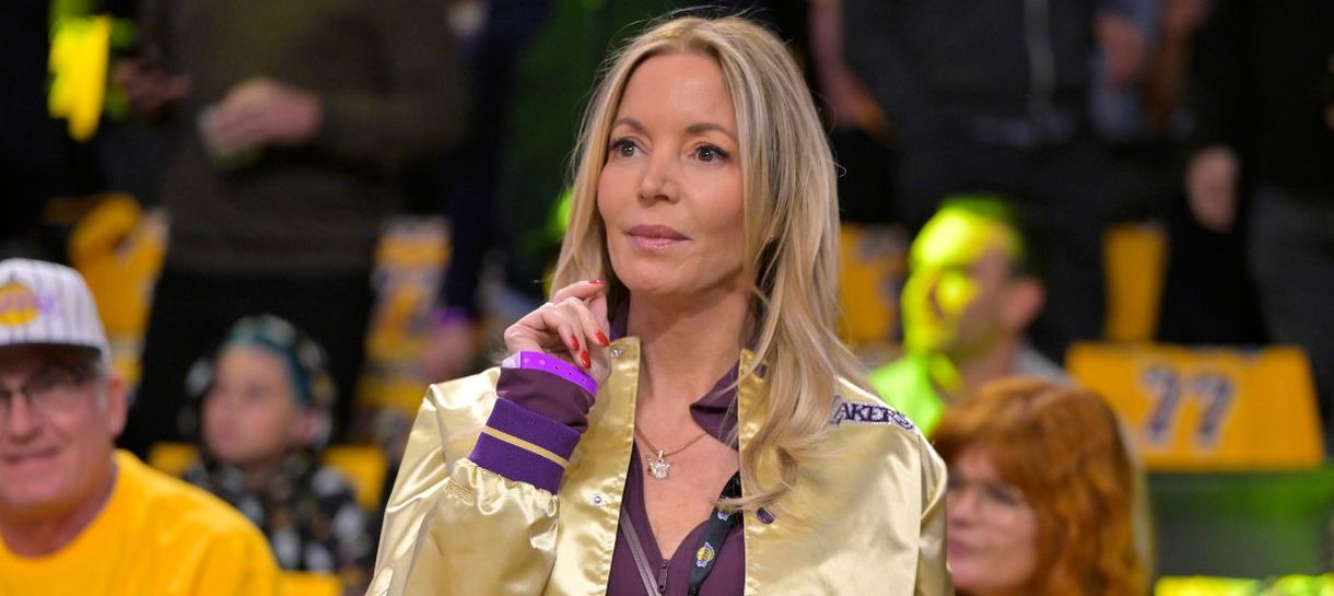 Lakers vendido: Família Buss faz acordo bilionário com grande CEO
