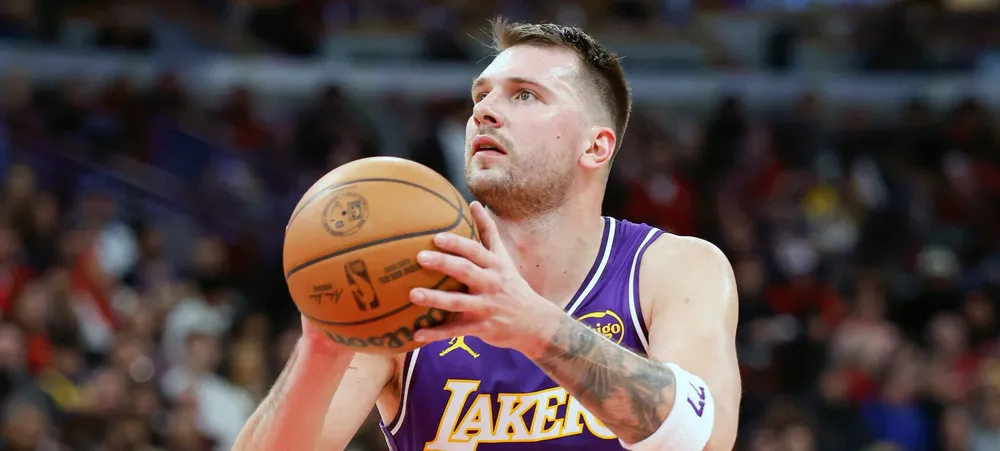 Lakers x Kings: onde assistir e a dúvida sobre Doncic