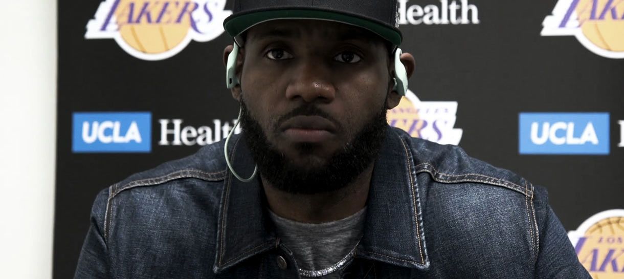 NBA: LeBron James critica Solomon Hill pela primeira vez após lesão