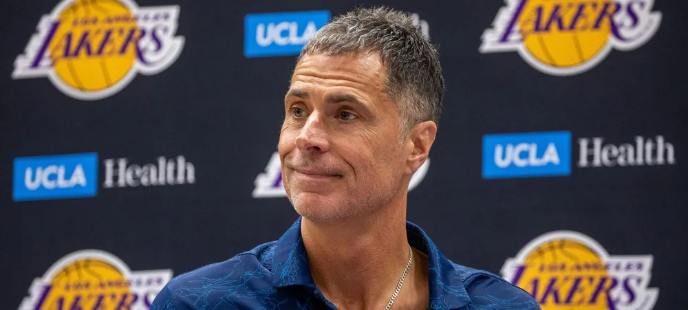 Lakers faz reuniões com dois pivôs de elite da NBA