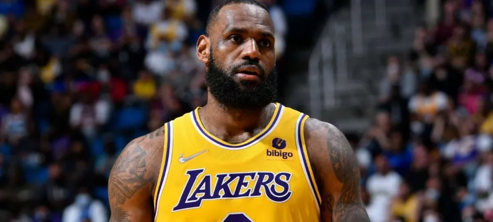 NBA: LeBron James reage a notícia de venda do Phoenix Suns
