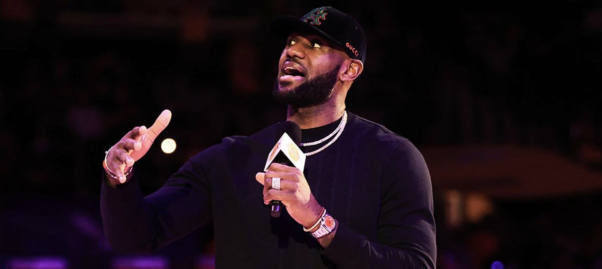 NBA: LeBron James manda mensagem encorajadora para a torcida do Lakers