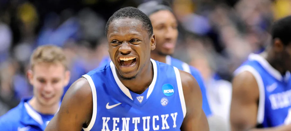 Julius Randle em batalha contra Jabari Parker