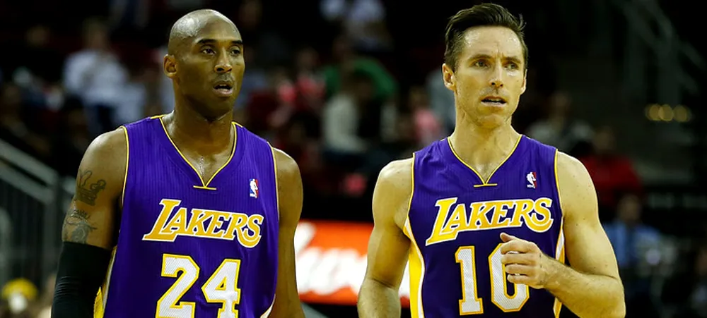 Kobe preocupado com contusão de Nash