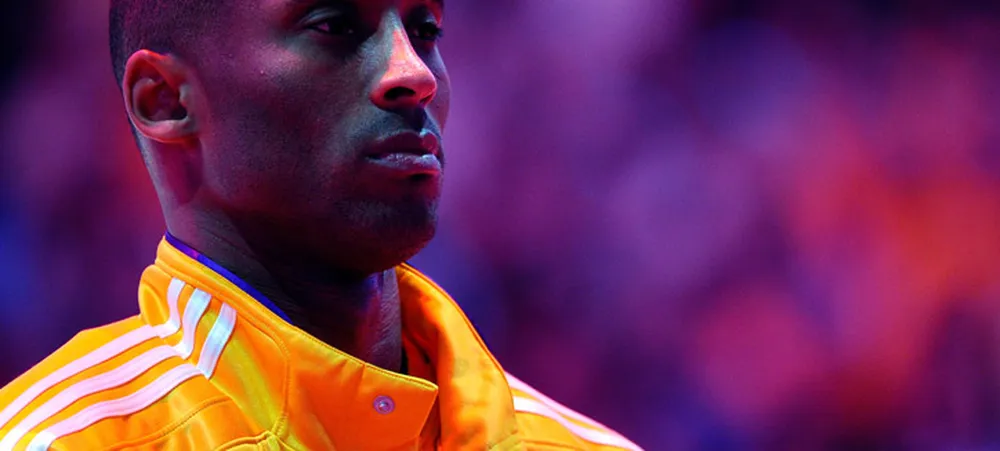 Kobe anuncia que irá se aposentar