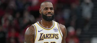 Porque LeBron deve aceitar salário irrisório que Cavs pode oferecer