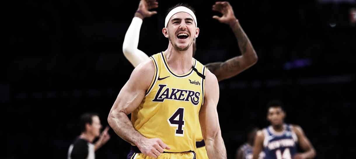 NBA: Alex Caruso se despede da torcida do Lakers após assinar com o Bulls