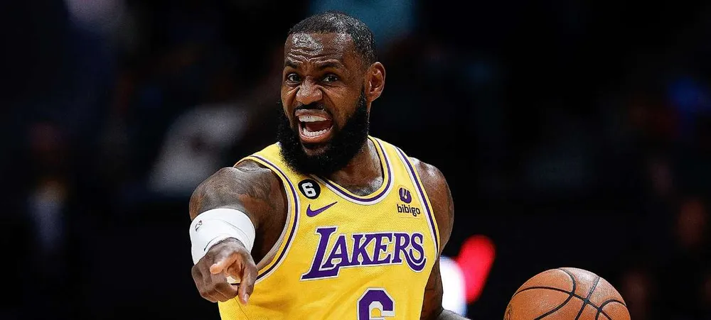 NBA: LeBron James assume responsabilidade pelo fiasco do Lakers
