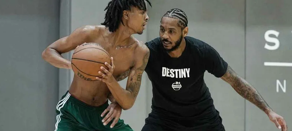 NBA: Carmelo Anthony detona bolas de três pontos em companhia de Emoni Bates