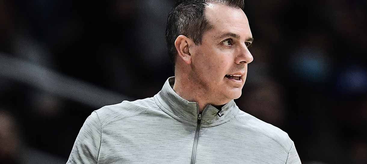 NBA: Lakers já tem data marcada para demitir Frank Vogel