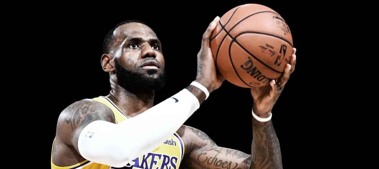 LeBron James e mais 3 três estrelas lideram o ranking do NBA 2k22