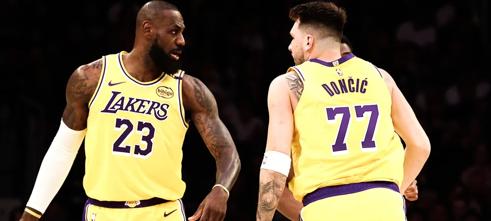 LeBron James, Luka Doncic e Austin Reaves jogam hoje no jogo entre Lakers e Knicks?