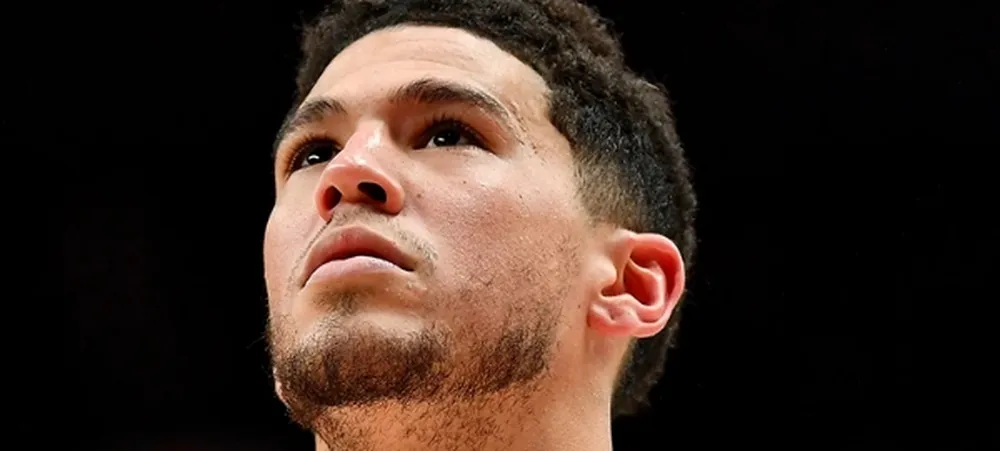 Devin Booker cita jogadores do Lakers em seu melhor time de todos os tempos na NBA