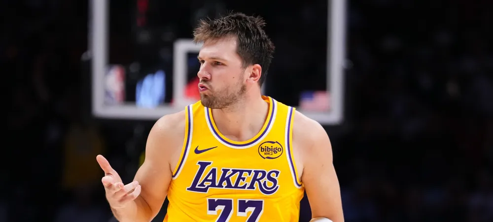 No livro das lendas do Lakers, Doncic fez uma promessa